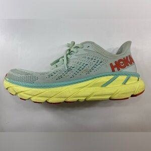 Hoka Clifton 7s size 6.5